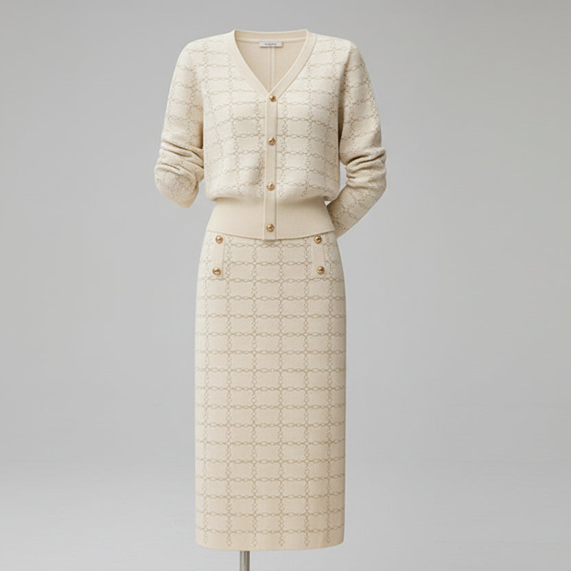 Traje beige de cuadros para mujer estilo profesional